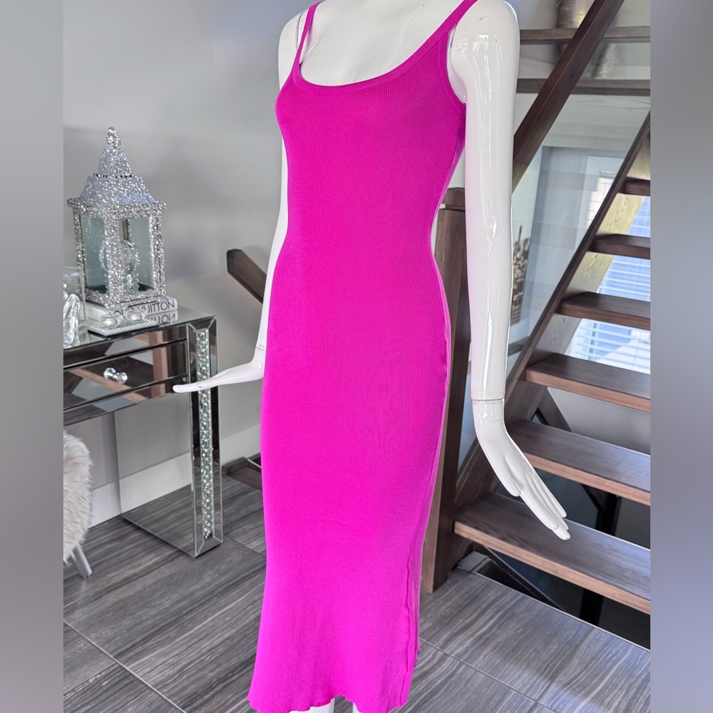 NWOT 🩷 Vibrant Fuchsia/Pink Sweater Knit Dress. - Picture 12 of 17